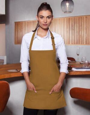 Short Bib Apron Basic with Buckle and Pocket