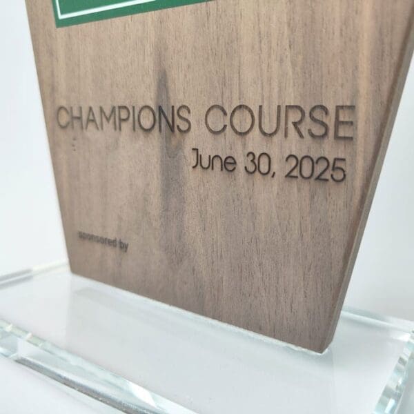 Trophäe Holz Glas Natur