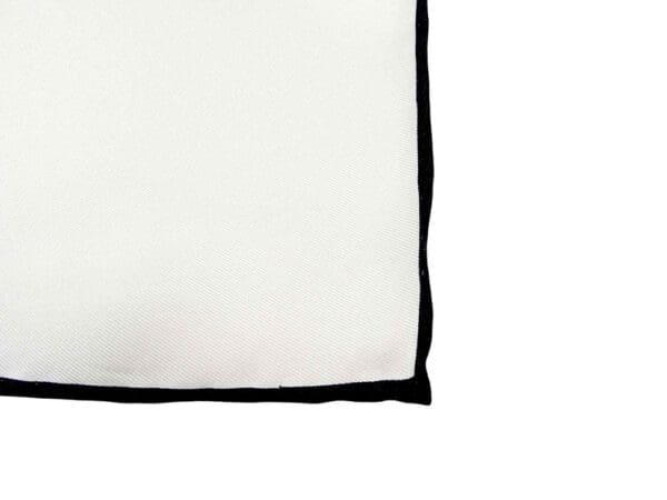 Einstecktuch aus Seide reinweiß handrolliert 30 x 30 cm - Weiß Schwarz
