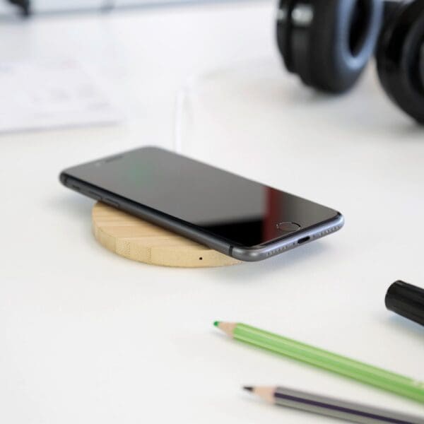 EasyCharge Bamboo 15 W