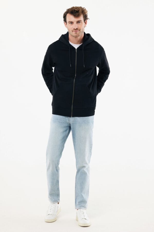IQONIQ Abisko Zip-Kapuzenpullover aus recycelter Baumwolle