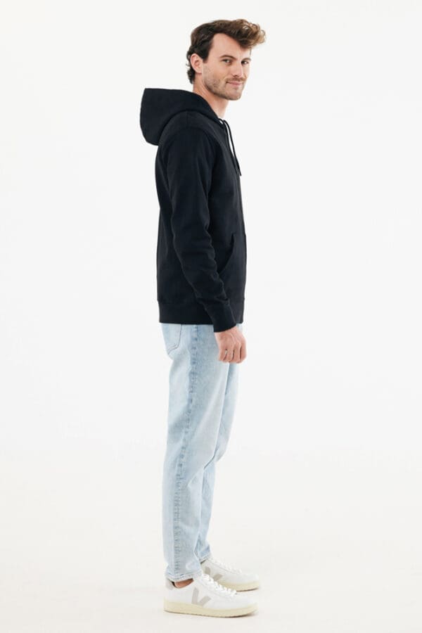 IQONIQ Abisko Zip-Kapuzenpullover aus recycelter Baumwolle