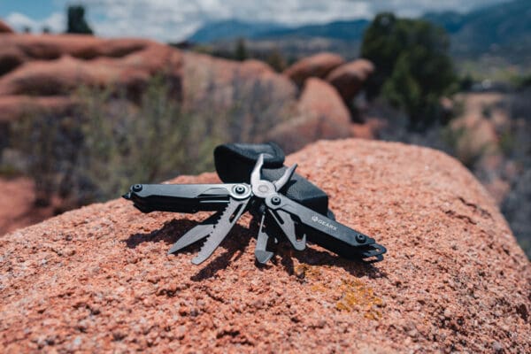Multitool Gear X mit Zange