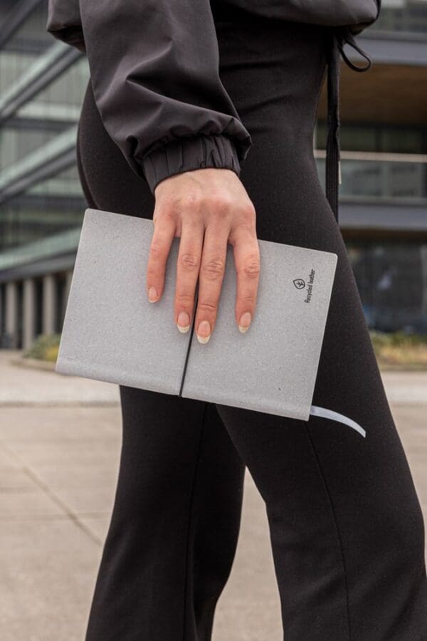 Notizbuch A5 aus GRS recyceltem Leder