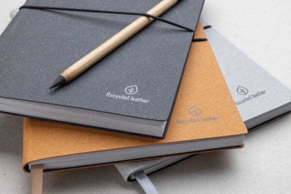 Notizbuch A5 aus GRS recyceltem Leder