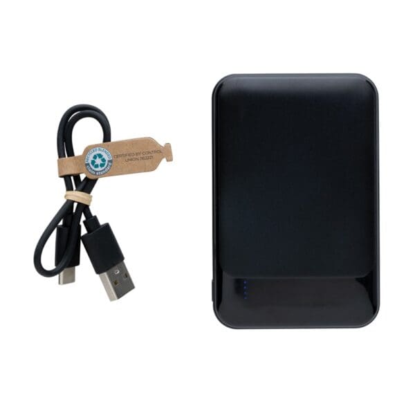 Powerbank 5.000mAh aus RCS recyceltem Kunststoff