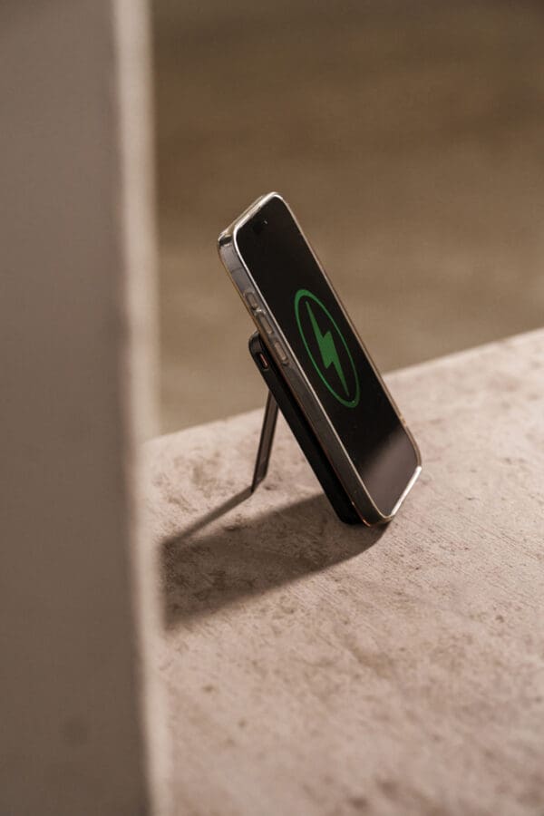 Powerbank Urban Vitamin Redwood 5-in-1 5.000mAh 20W PD magn.