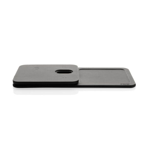 Swiss Peak 3-in-1- Wireless-Charging Desk-Tray aus RCS rPU