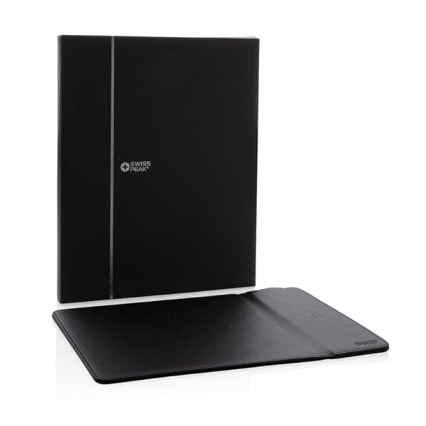 Swiss Peak RCS recyceltes 10W Wireless-Charging PU Mauspad