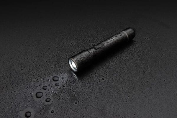 Taschenlampe Gear X aus RCS recycelt. Aluminium mit USB-Akku