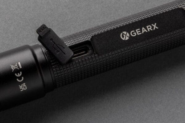Taschenlampe Gear X aus RCS recycelt. Aluminium mit USB-Akku