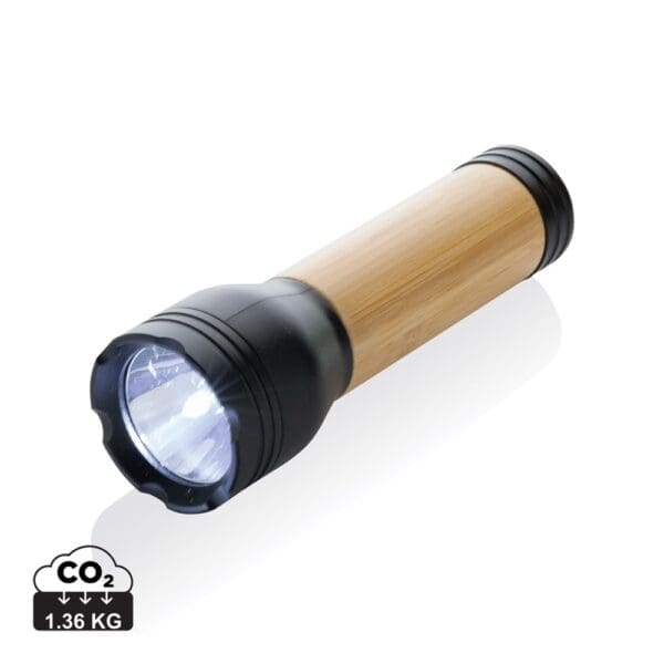 Taschenlampe Lucid 3W aus RCS recycelt. Kunststoff & Bambus