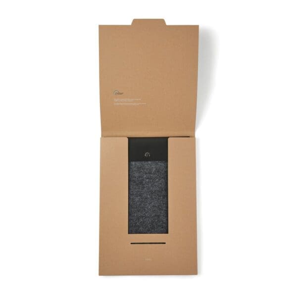 VINGA Albon 17" Laptop-Seeve aus GRS recyceltem Filz