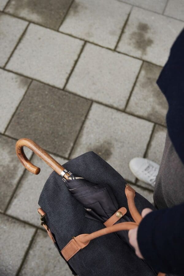 VINGA Bosler AWARE™ Regenschirm aus recyceltem PET