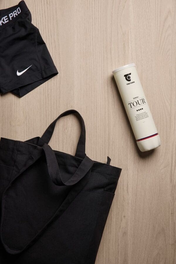 VINGA Hilo AWARE™ Tasche mit Reißverschluss aus rec. Canvas