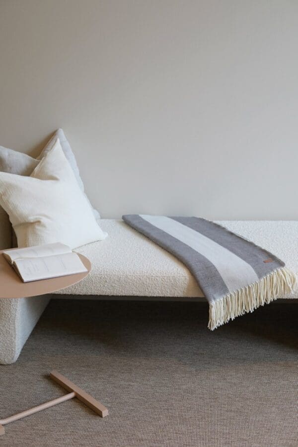 VINGA Tella Aware™ Polylana® Decke