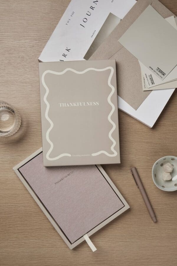 VINGA Thankfulness GRS-recyceltes Papierjournal