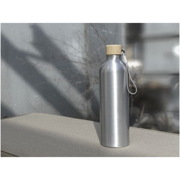 Malpeza 1L RCS-zertifizierte Wasserflasche aus recyceltem Aluminium