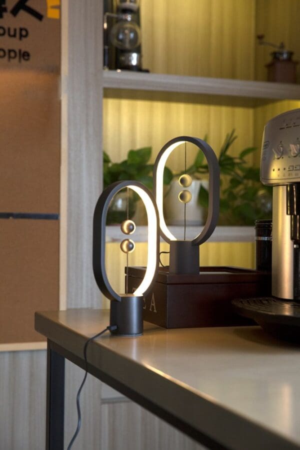 Heng Balance Lamp Ellipse Mini