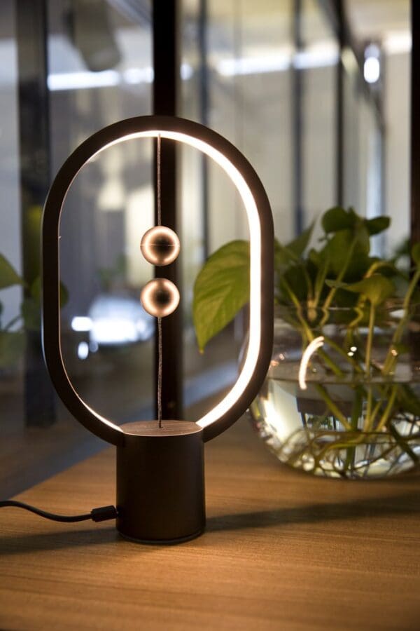 Heng Balance Lamp Ellipse Mini