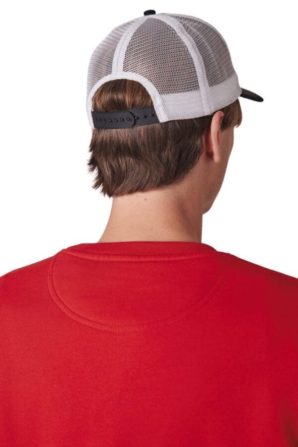 6 Panel Trucker mit kontrastfarbenen Nähten KP238