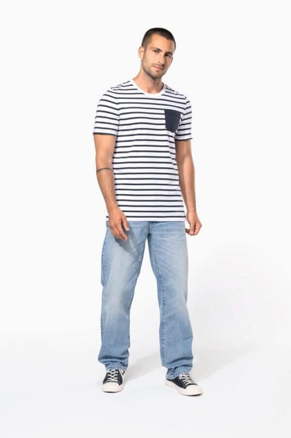 Gestreiftes Kurzarm-T-Shirt im Marine-Stil mit Tasche K378
