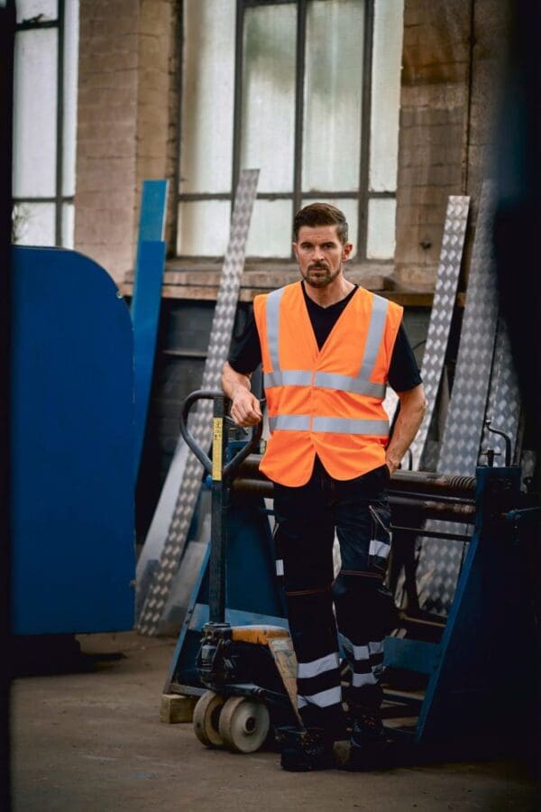 High visibility, anti-static and flame retardant waiscoast YHVW100ASFR