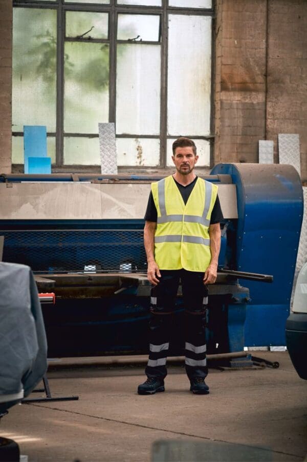 High visibility, anti-static and flame retardant waiscoast YHVW100ASFR