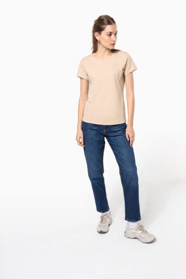 Ladies' short-sleeved crew neck T-shirt
