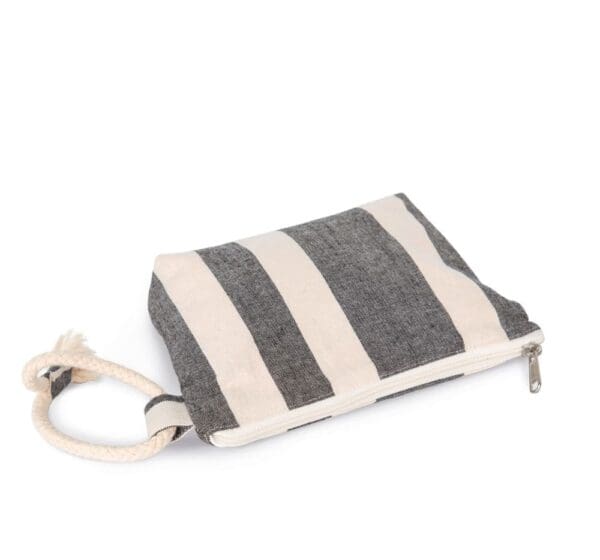 Recycelte kleine Tasche – Streifenmuster KI5705