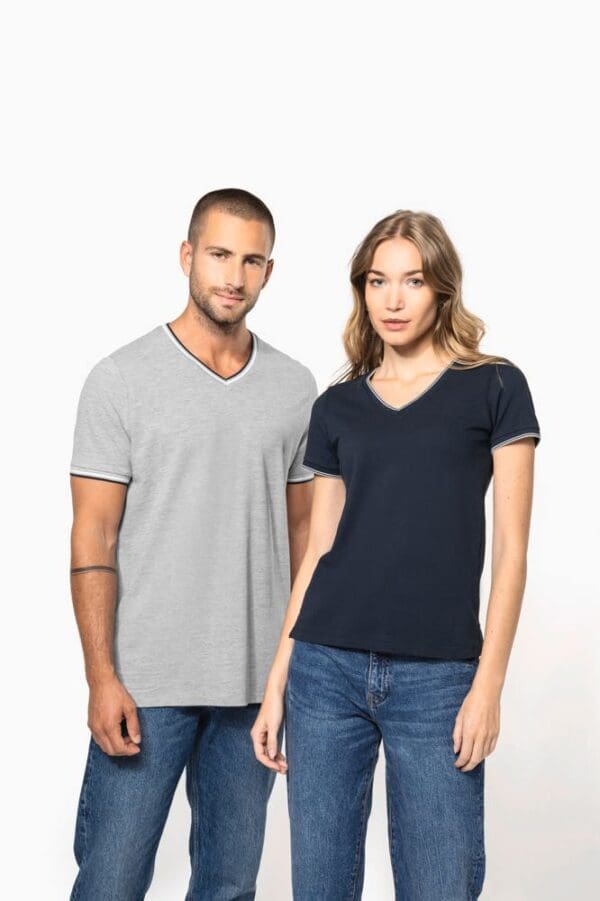 T-Shirt aus Piqué-Trikot mit V-Ausschnitt für Herren K374