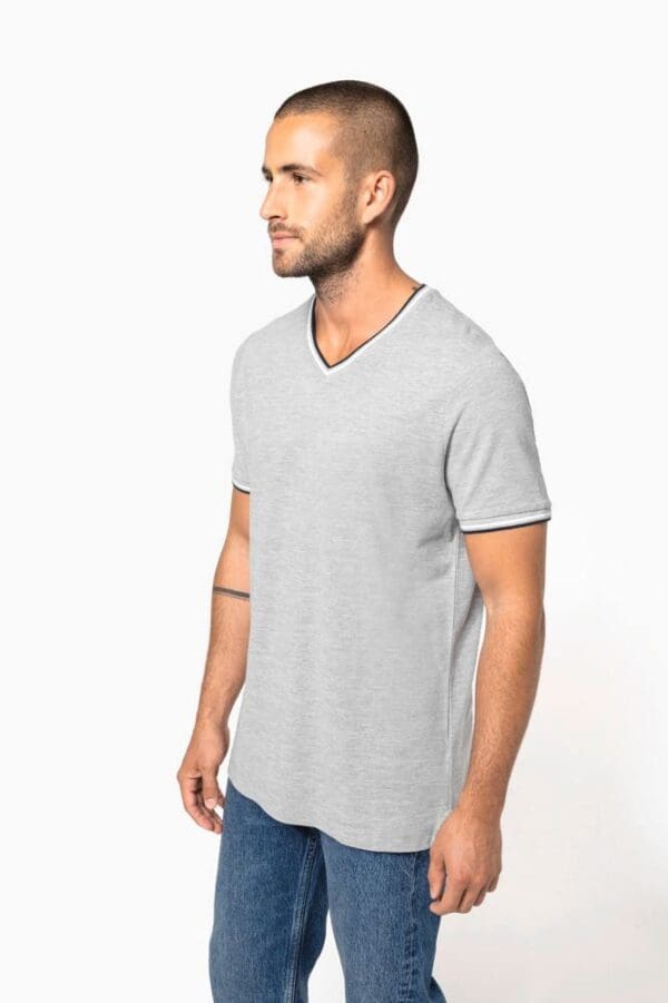 T-Shirt aus Piqué-Trikot mit V-Ausschnitt für Herren K374