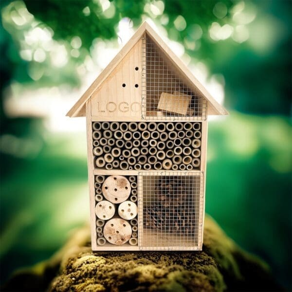 Bug Bungalow Deluxe