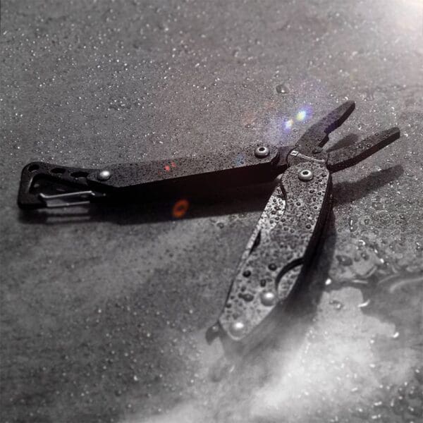 Multitool Schwarzwolf outdoor® AWU mit 6 Funktionen