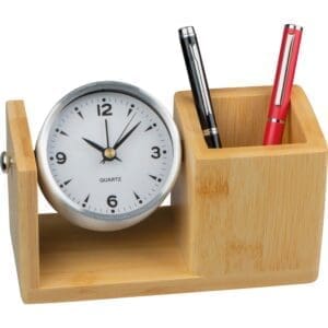 Stifteköcher aus Bambus mit analoger Uhr
