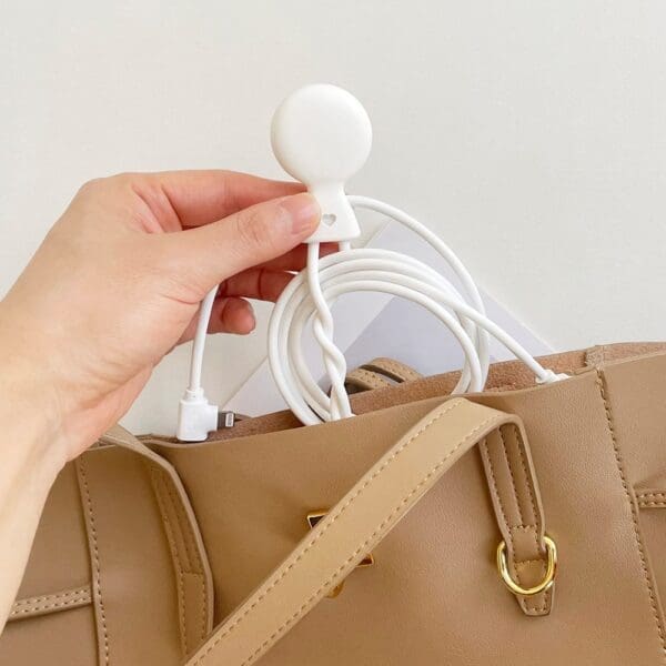 2089 | Xoopar Mr. Bio Long Power Delivery Cable with data transfer