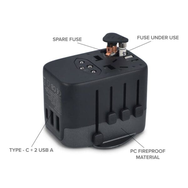 PowerPro Reiseadapter aus recyceltem Kunststoff