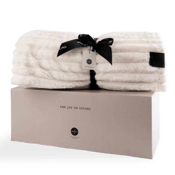 Sagaform Esther Fleece Plaid 130x170 cm