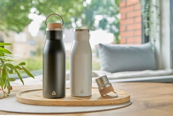 Recycelte Edelstahlflasche Aline