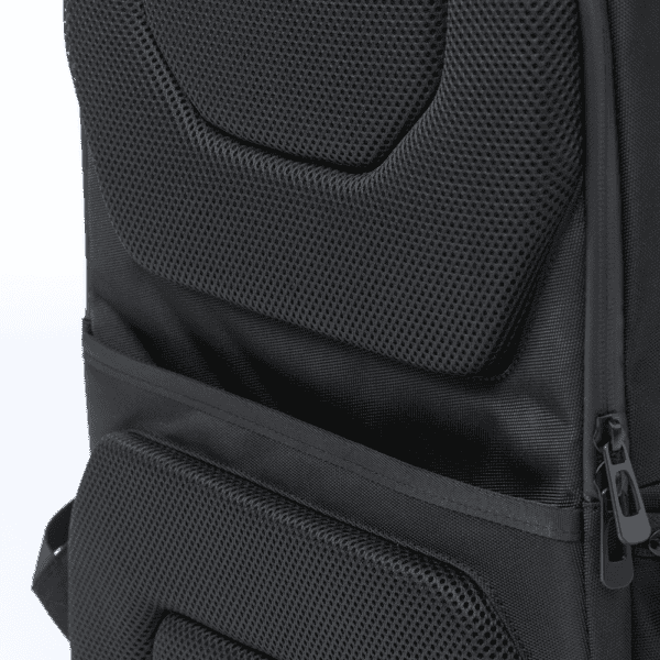 BUSINESS-RUCKSACK BIZZ PRO MIT DREI FÄCHERN