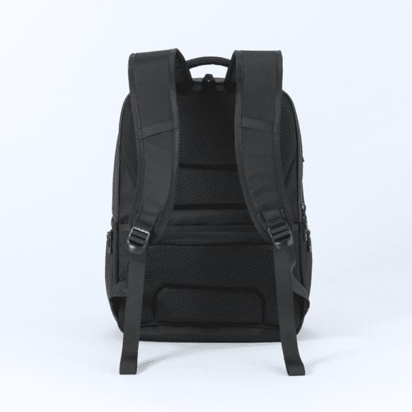 BUSINESS-RUCKSACK BIZZ PRO MIT DREI FÄCHERN