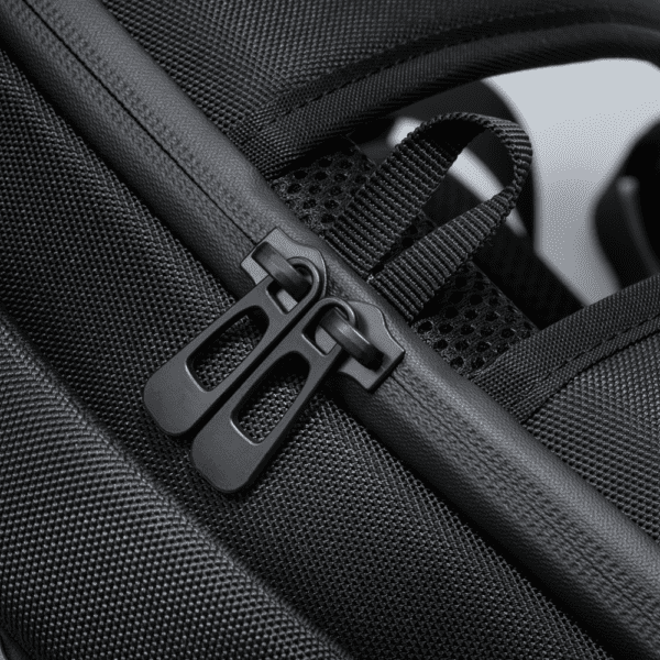 BUSINESS-RUCKSACK BIZZ PRO MIT VIER FÄCHERN